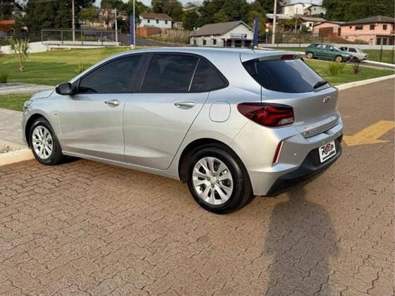 CHEVROLET ONIX 1.0 FLEX LT MANUAL